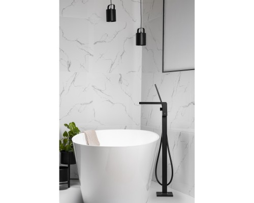 Armatura Logon Black Смеситель напольный для ванны, черный