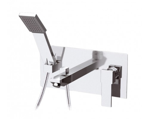 Смеситель для ванны Remer Qubika Q04