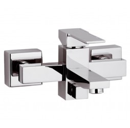 Смеситель для ванны Remer Qubika Q05