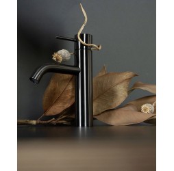 Смеситель для раковины Remer X Style X12CFP, черный брашированный хром