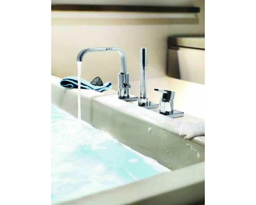 Смеситель Grohe Allure 19316000 на борт ванны