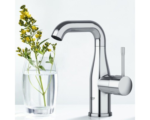 Смеситель для умывальника Grohe Essence New 23480001