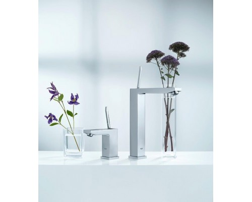 Смеситель для умывальника Grohe Eurocube Joy 23654000