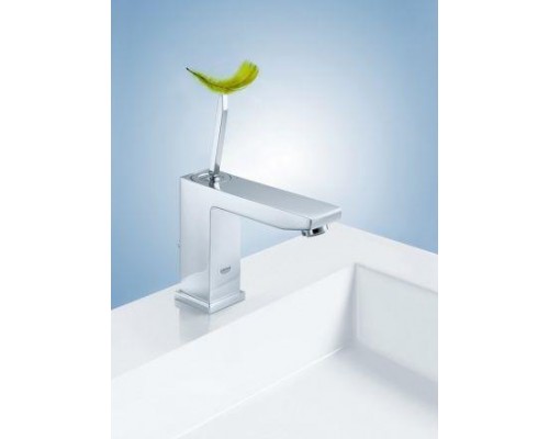 Смеситель для умывальника Grohe Eurocube Joy 23658000