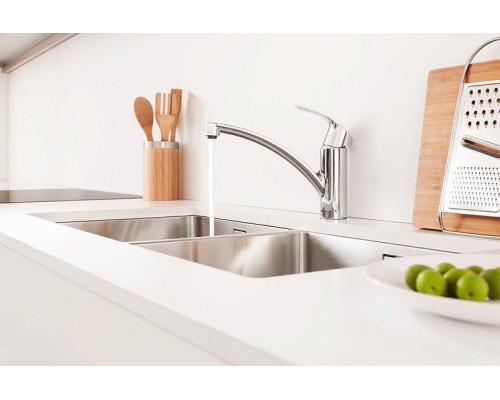 Смеситель кухонный для раковины Grohe Eurosmart 30260002