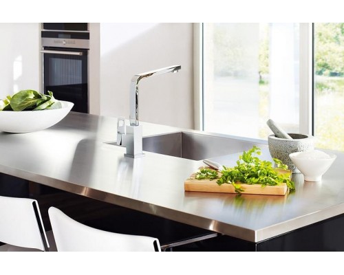 Смеситель для умывальника Grohe Eurocube 31255000