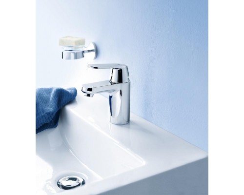 Смеситель для умывальника Grohe Eurosmart Cosmopolitan 32825000
