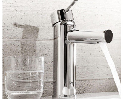Смеситель для умывальника Grohe Essence 32898001