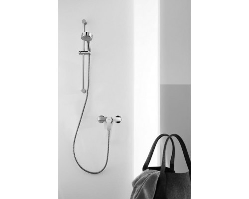 Смеситель для ванны и душа Grohe Eurostyle Cosmopolitan 33590002 наружного монтажа