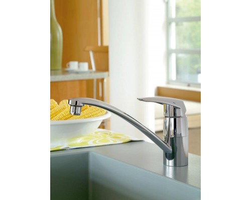 Смеситель кухонный для раковины Grohe Eurodisc 33770001