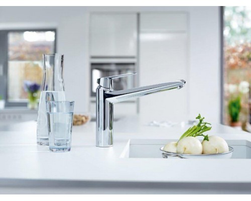 Смеситель кухонный Grohe Eurodisc Cosmopolitan 33770002