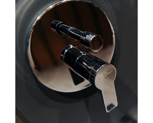 Однорычажный смеситель скрытого монтажа Villeroy&Boch Architectura, TVS10335300061